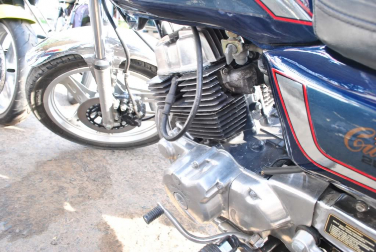 THành lập Hội những người mê và chơi xe Motor Honda LA 250cc THành lập Hội những người mê và chơi xe Motor Honda LA 250cc