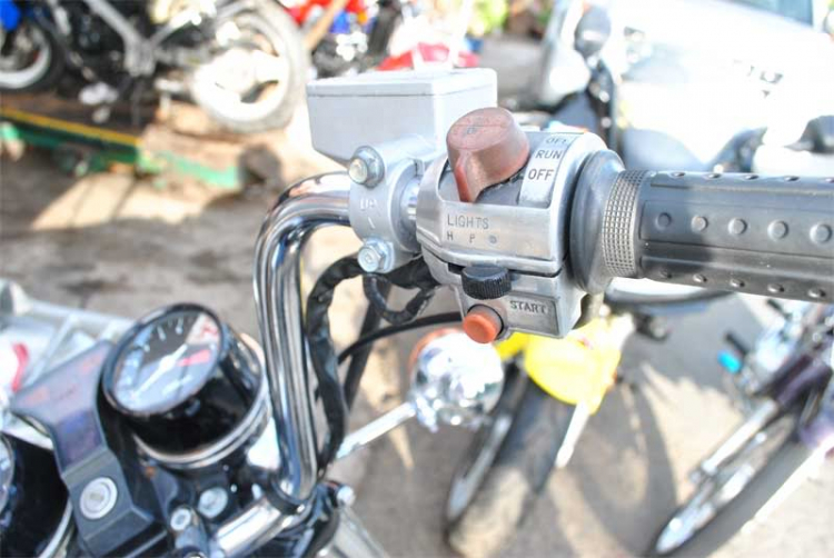 THành lập Hội những người mê và chơi xe Motor Honda LA 250cc THành lập Hội những người mê và chơi xe Motor Honda LA 250cc