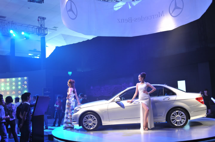 Mercedes Fascination Motorshow 2011 & New C Class 2012 Chính Thức Ra Mắt tại Hà Hội