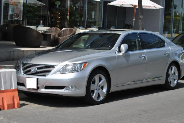 Lexus LS430, LS460/L,  LS600h/L - Im Lặng Là Vàng