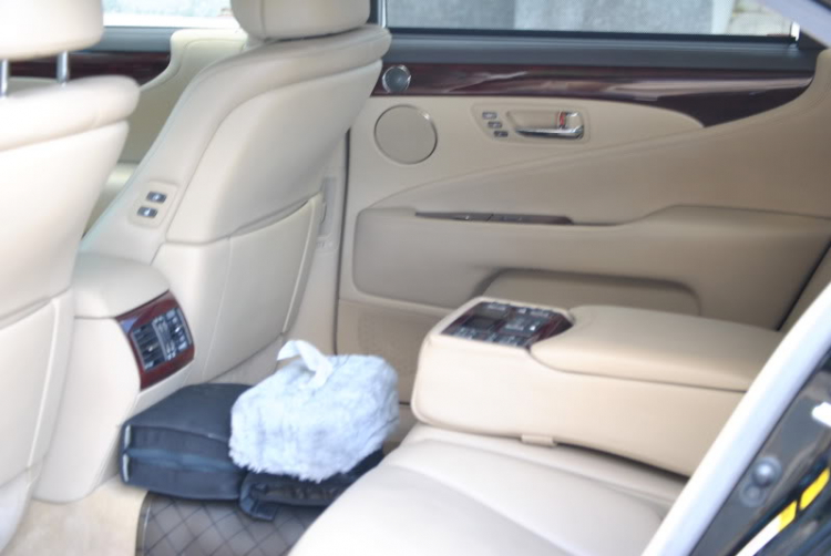 Lexus LS430, LS460/L,  LS600h/L - Im Lặng Là Vàng