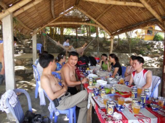 Mời các thành viên OS từ miền Trung vào đây ...