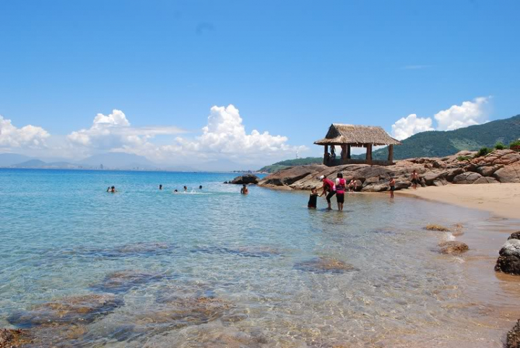 Đà Nẵng - Hội An - Bà Nà : Du lịch 3S (nắng, biển, đỉnh núi) Đà Nẵng - Hội An - Bà Nà : Du lịch 3S (nắng, biển, đỉnh núi)