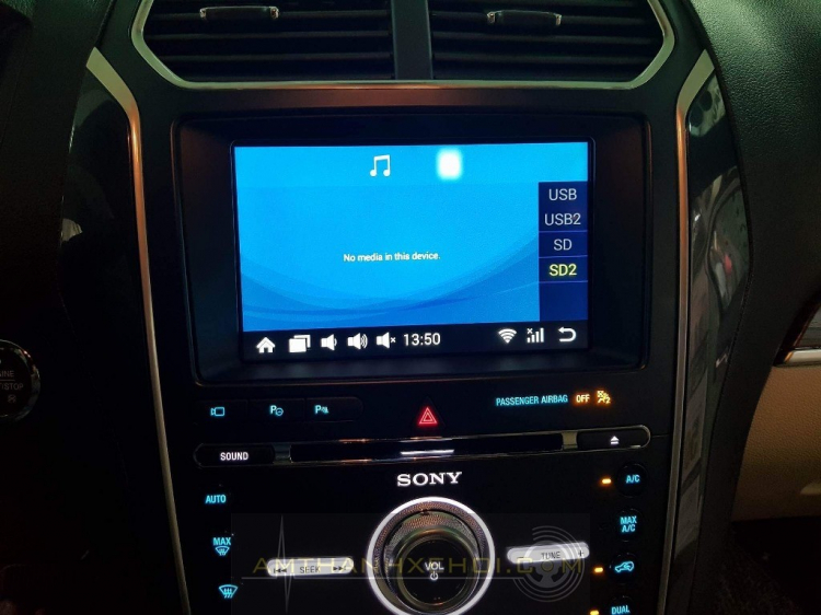 Thêm chức năng Vietmap, carplay, wifi, mirrorlink cho Ford Explorer.