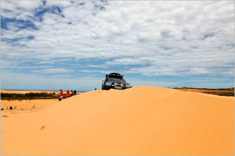 Cùng gia đình dạo chơi đồi cát Phan Thiết