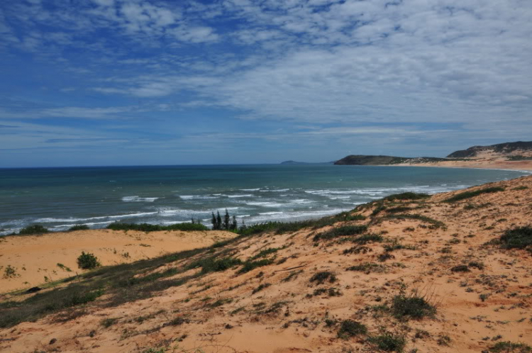 Cùng gia đình dạo chơi đồi cát Phan Thiết Cùng gia đình dạo chơi đồi cát Phan Thiết