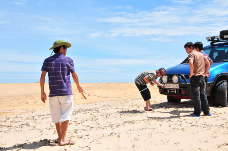 Cùng gia đình dạo chơi đồi cát Phan Thiết Cùng gia đình dạo chơi đồi cát Phan Thiết