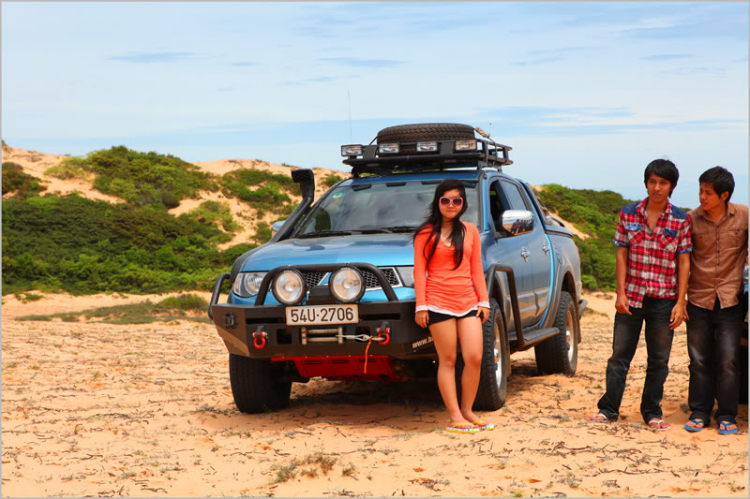 Cùng gia đình dạo chơi đồi cát Phan Thiết Cùng gia đình dạo chơi đồi cát Phan Thiết