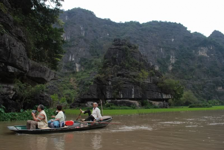 Tết DL 2011, Sài Gòn - PleiKu - Huế - SG : 2.557km.