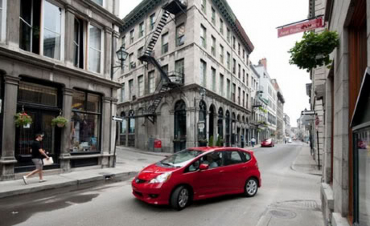 Mazda 2, Honda Fit và Fiesta thi tài.