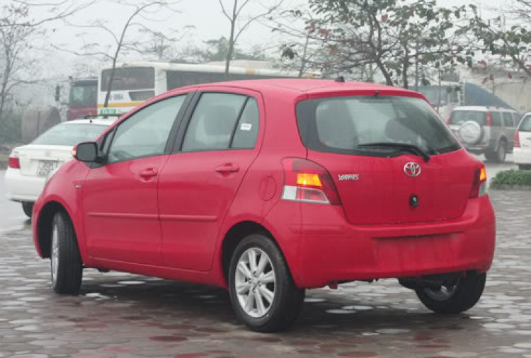 So sánh Mazda 2 và Yaris