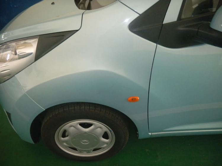 Một số hình ảnh của chevrolet spark 2011 .