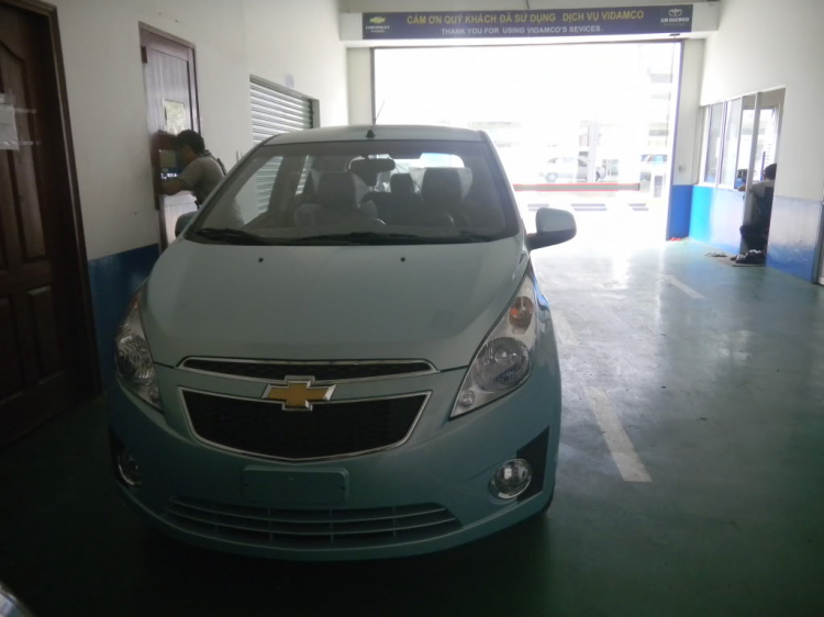 Một số hình ảnh của chevrolet spark 2011 .