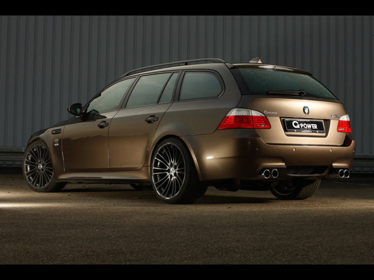 Individual M6  and G-Power BMW M5 E61 Hurricane RS Touring Pictures