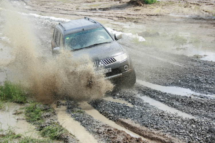 Địa điểm ra mắt Pajero Sport : Khu Hồ Bán Nguyệt QK7 Q7 Địa điểm ra mắt Pajero Sport : Khu Hồ Bán Nguyệt QK7 Q7