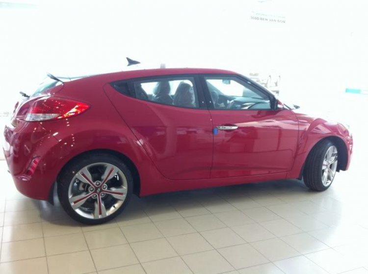 Hyundai Veloster đã về đến Hyundai Tiên Phong