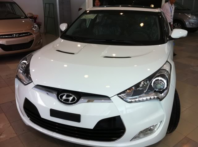 Hyundai Veloster đã về đến Hyundai Tiên Phong