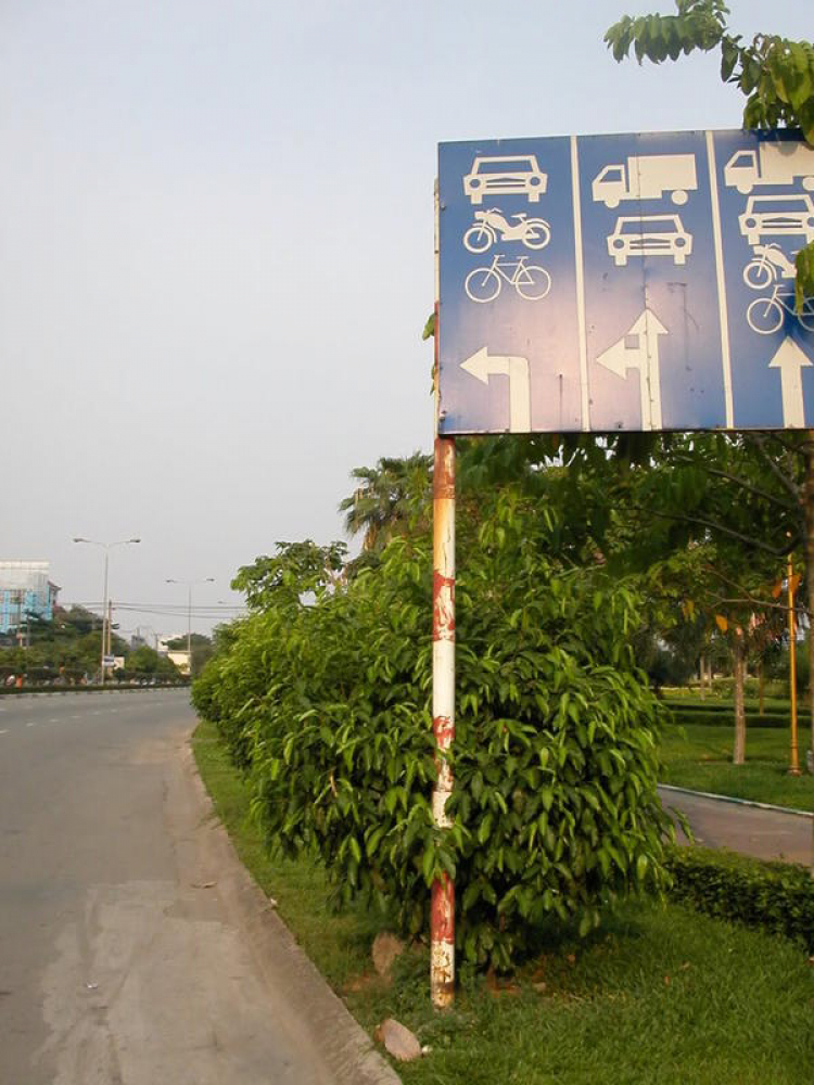 Dạ cầu sài gòn hướng từ thủ đức về cầu vượt nguyễn hữu cảnh Dạ cầu sài gòn hướng từ thủ đức về cầu vượt nguyễn hữu cảnh