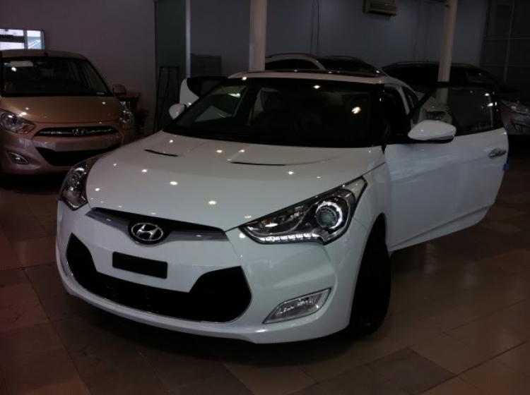 Hyundai Veloster đã về đến Hyundai Tiên Phong