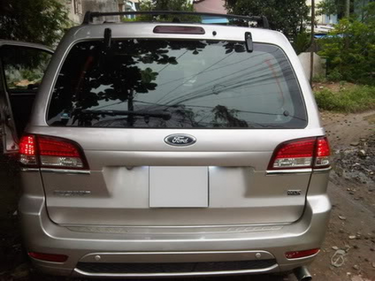 Tự sử lắp thêm bóng đèn LED của sau (Taillight Led ) Ford Escape 2010