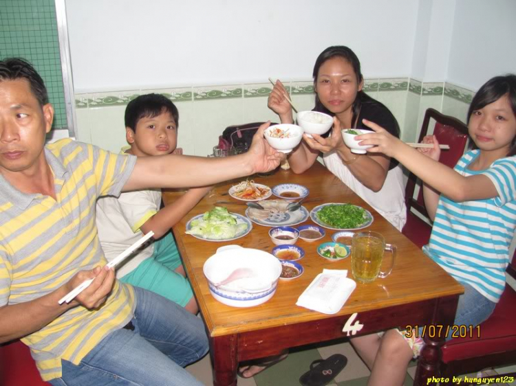 Tường thuật trực tiếp "Hành trình SFC hội tụ 3 miền"- Lăng Cô, 7/2011 (liên tục cập nhật) Tường thuật trực tiếp "Hành trình SFC hội tụ 3 miền"- Lăng Cô, 7/2011 (liên tục cập nhật)