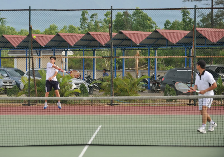 Hình ảnh giải Tennis SFC CUP 2011 - Hội tụ 3 miền SFC tại Lăng Cô Huế