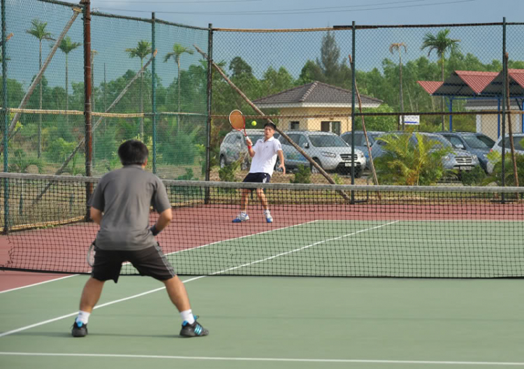 Hình ảnh giải Tennis SFC CUP 2011 - Hội tụ 3 miền SFC tại Lăng Cô Huế