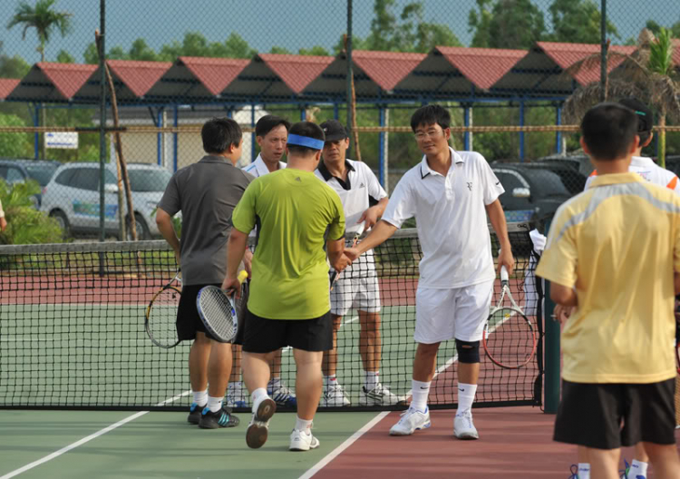 Hình ảnh giải Tennis SFC CUP 2011 - Hội tụ 3 miền SFC tại Lăng Cô Huế