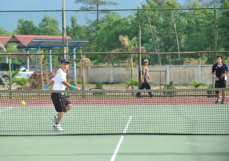 Hình ảnh giải Tennis SFC CUP 2011 - Hội tụ 3 miền SFC tại Lăng Cô Huế