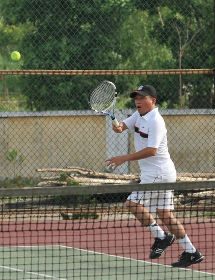 Hình ảnh giải Tennis SFC CUP 2011 - Hội tụ 3 miền SFC tại Lăng Cô Huế