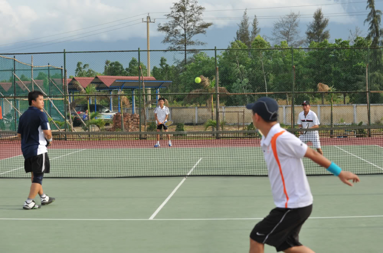 Hình ảnh giải Tennis SFC CUP 2011 - Hội tụ 3 miền SFC tại Lăng Cô Huế