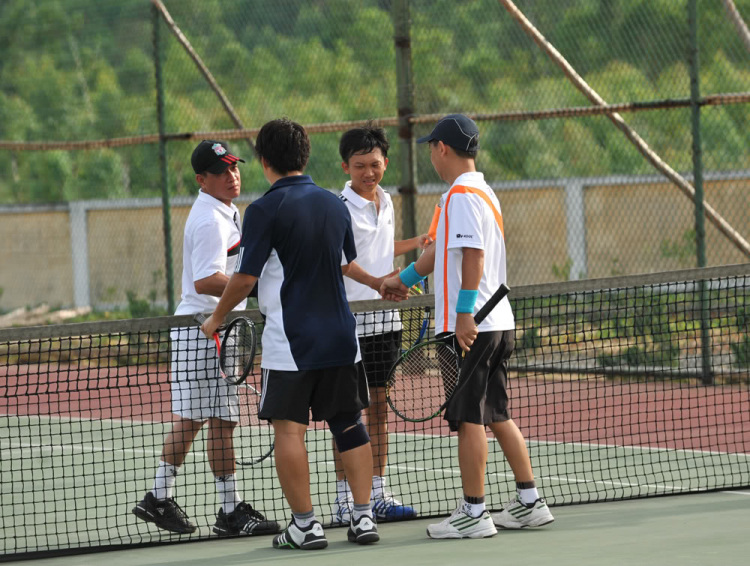 Hình ảnh giải Tennis SFC CUP 2011 - Hội tụ 3 miền SFC tại Lăng Cô Huế