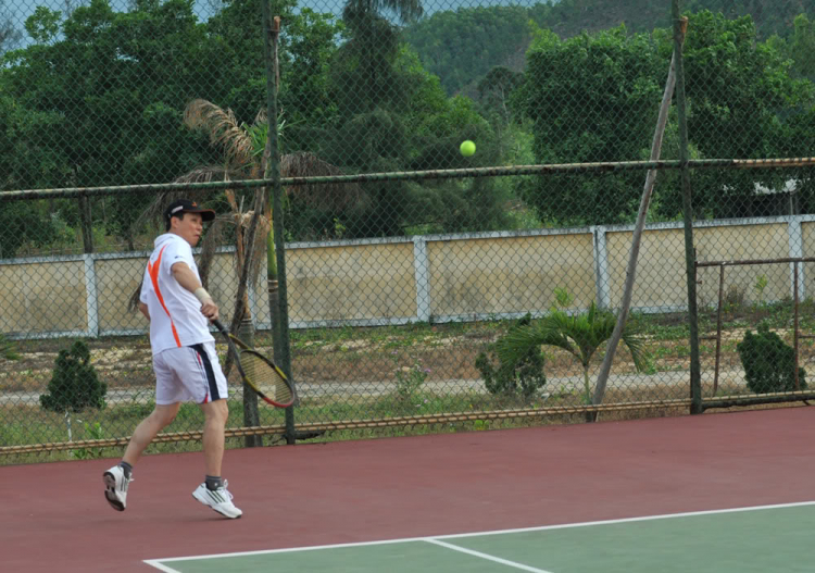 Hình ảnh giải Tennis SFC CUP 2011 - Hội tụ 3 miền SFC tại Lăng Cô Huế