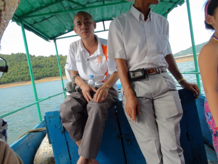 Tường thuật trực tiếp "Hành trình SFC hội tụ 3 miền"- Lăng Cô, 7/2011 (liên tục cập nhật) Tường thuật trực tiếp "Hành trình SFC hội tụ 3 miền"- Lăng Cô, 7/2011 (liên tục cập nhật)