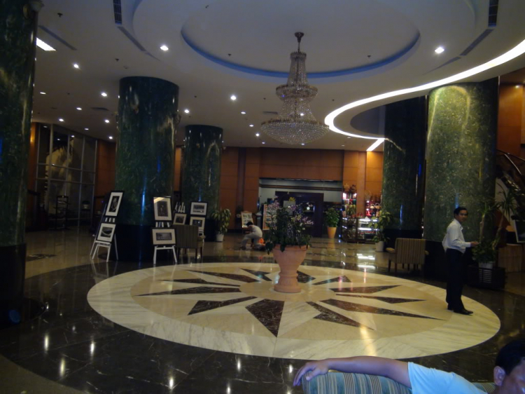 Tường thuật trực tiếp "Hành trình SFC hội tụ 3 miền"- Lăng Cô, 7/2011 (liên tục cập nhật) Tường thuật trực tiếp "Hành trình SFC hội tụ 3 miền"- Lăng Cô, 7/2011 (liên tục cập nhật)
