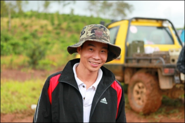 3 NGÀY, 2 ĐÊM HÀNH XÁC TRÊN ĐƯỜNG RỪNG TỪ DI LINH XUỐNG PHAN THIẾT! 3 NGÀY, 2 ĐÊM HÀNH XÁC TRÊN ĐƯỜNG RỪNG TỪ DI LINH XUỐNG PHAN THIẾT!