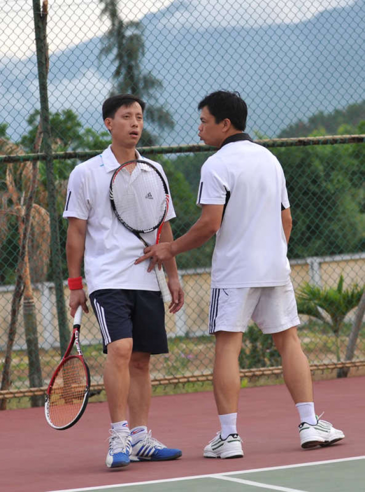 Hình ảnh giải Tennis SFC CUP 2011 - Hội tụ 3 miền SFC tại Lăng Cô Huế