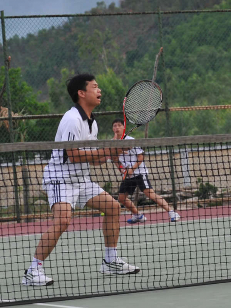 Hình ảnh giải Tennis SFC CUP 2011 - Hội tụ 3 miền SFC tại Lăng Cô Huế