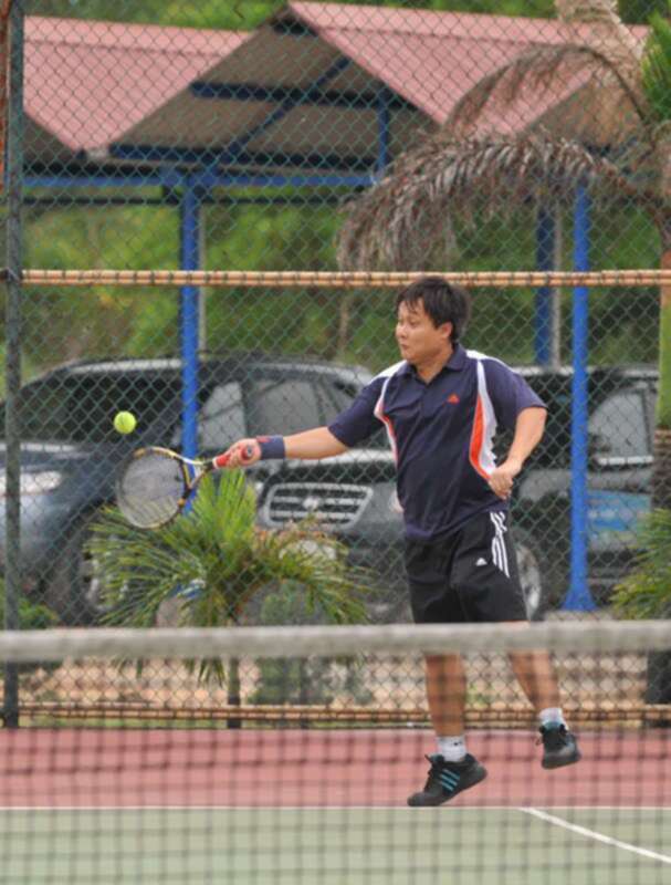 Hình ảnh giải Tennis SFC CUP 2011 - Hội tụ 3 miền SFC tại Lăng Cô Huế