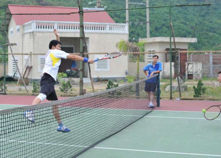 Hình ảnh giải Tennis SFC CUP 2011 - Hội tụ 3 miền SFC tại Lăng Cô Huế