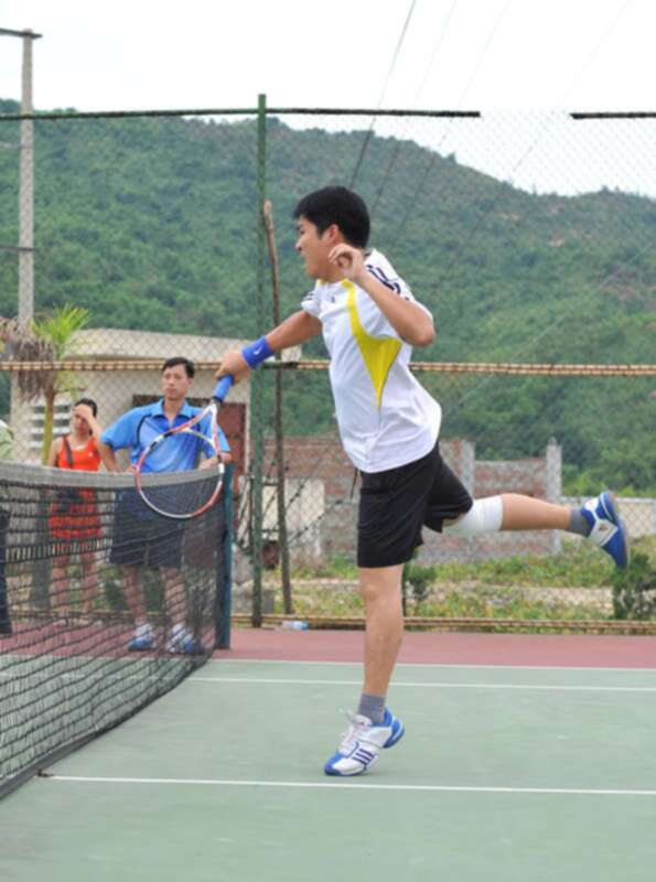 Hình ảnh giải Tennis SFC CUP 2011 - Hội tụ 3 miền SFC tại Lăng Cô Huế