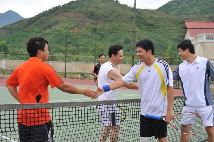 Hình ảnh giải Tennis SFC CUP 2011 - Hội tụ 3 miền SFC tại Lăng Cô Huế