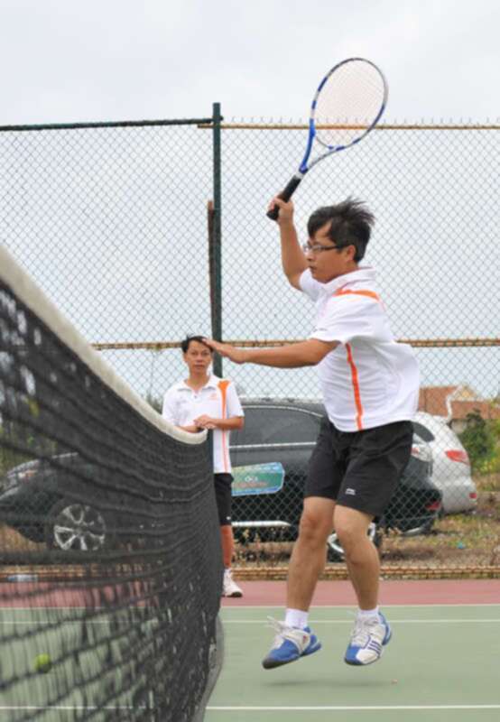 Hình ảnh giải Tennis SFC CUP 2011 - Hội tụ 3 miền SFC tại Lăng Cô Huế