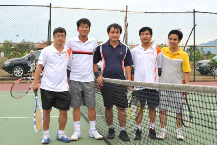 Hình ảnh giải Tennis SFC CUP 2011 - Hội tụ 3 miền SFC tại Lăng Cô Huế