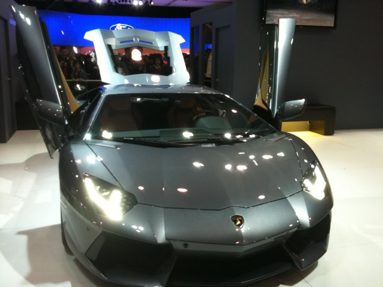 Lamborghini Aventador ở Melbourne MotorShow 2011