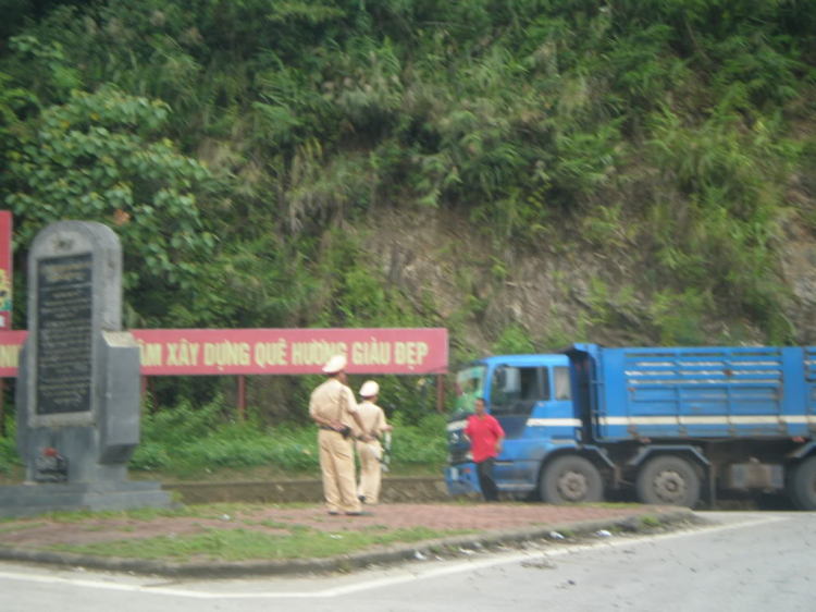 MỘT LẦN XUYÊN VIỆT