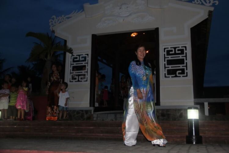 LĂNG CÔ BEACH T7/2011- DẬY SÓNG ĐƯỜNG ĐUA XANH & ĐÊM HỘI THỜI TRANG LĂNG CÔ BEACH T7/2011- DẬY SÓNG ĐƯỜNG ĐUA XANH & ĐÊM HỘI THỜI TRANG
