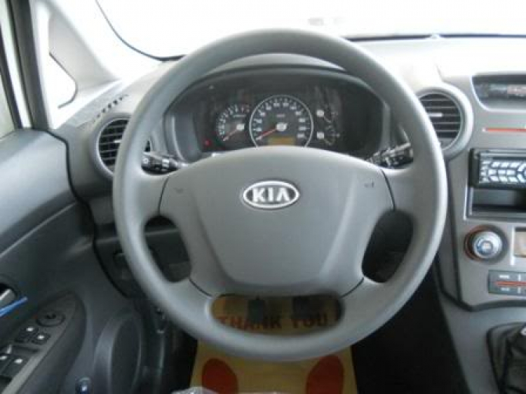 Nhờ Các Bác Tư Vấn Dùm Em Mua Con Kia Carens cái !!! Nhờ Các Bác Tư Vấn Dùm Em Mua Con Kia Carens cái !!!