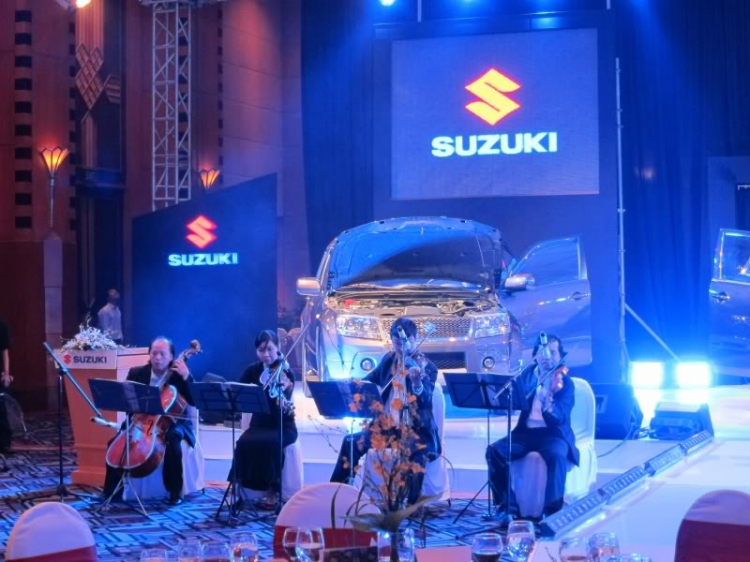 Hình ảnh thực tế Suzuki Grand Vitara sắp về Việt Nam Hình ảnh thực tế Suzuki Grand Vitara sắp về Việt Nam