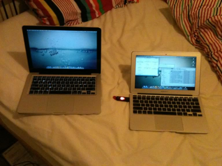Macbook Air, sự quyến rũ không thể cưỡng lại. Macbook Air, sự quyến rũ không thể cưỡng lại.